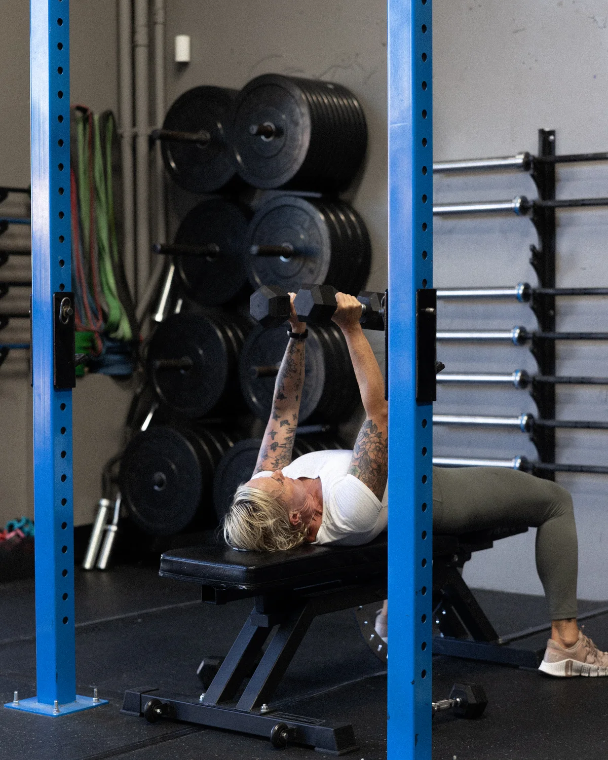 Bench station at TRU FITNESS